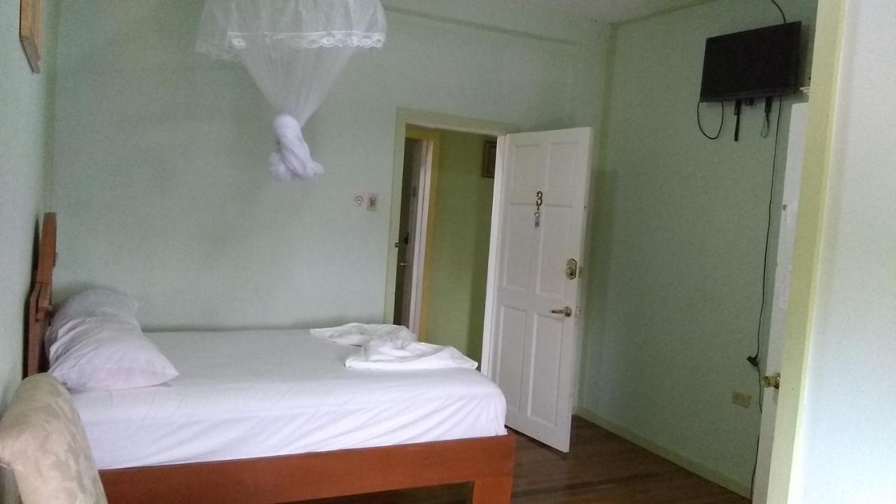 ג'ורג'טאון Ms. Holder'S Comfort Villa מראה חיצוני תמונה