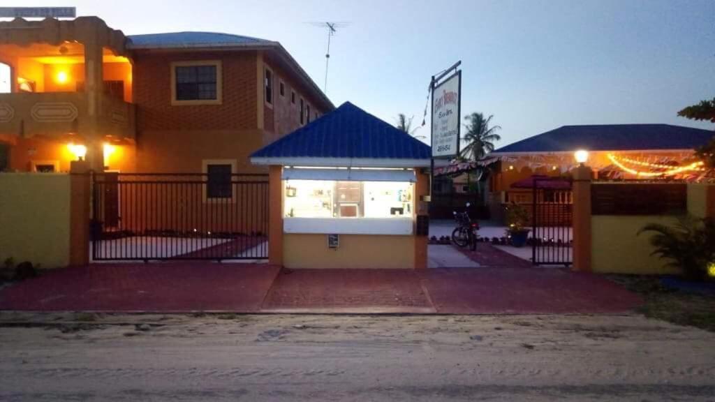 ג'ורג'טאון Ms. Holder'S Comfort Villa מראה חיצוני תמונה